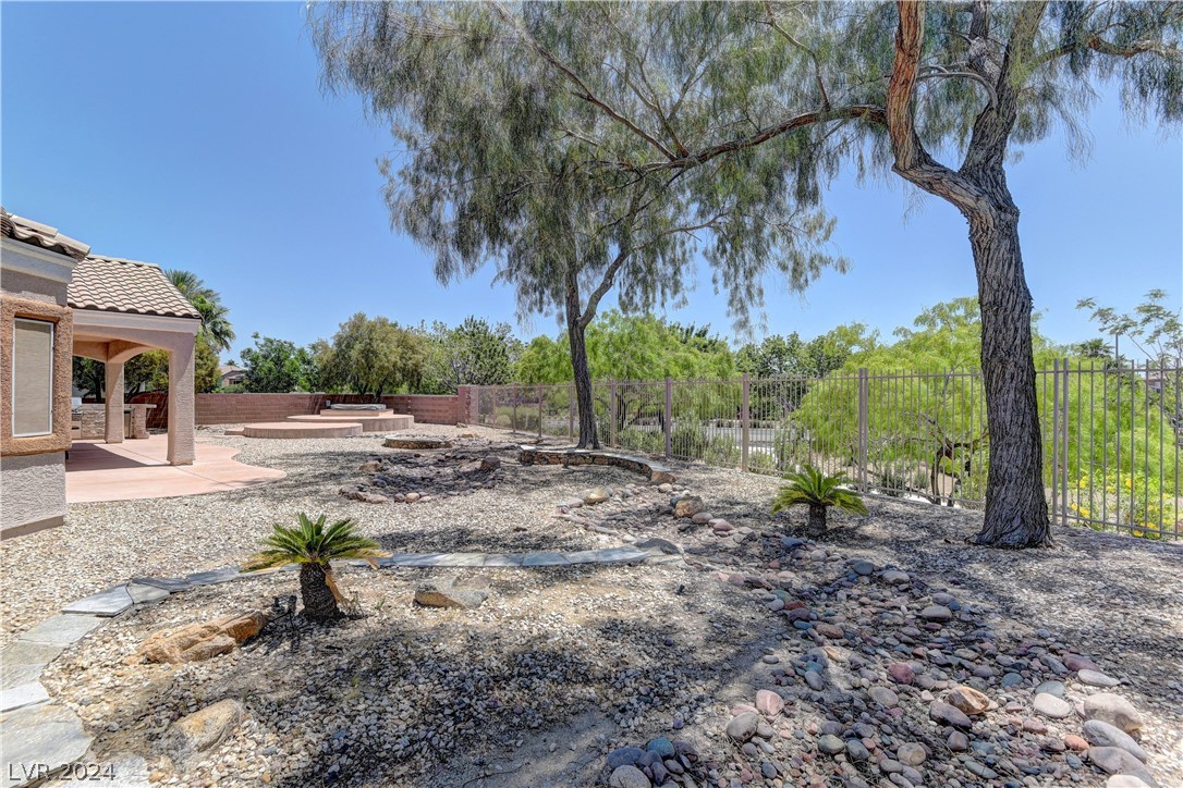 2709 Tropicbird Drive