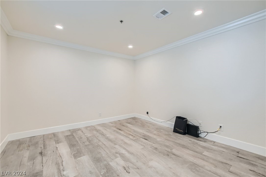 4200 South Valley View Boulevard 1072
