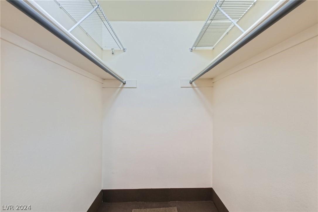 4200 South Valley View Boulevard 1072