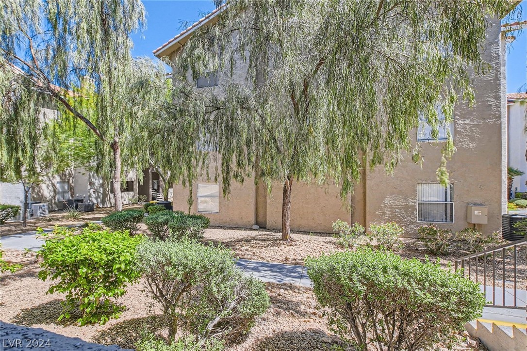 4200 South Valley View Boulevard 1072