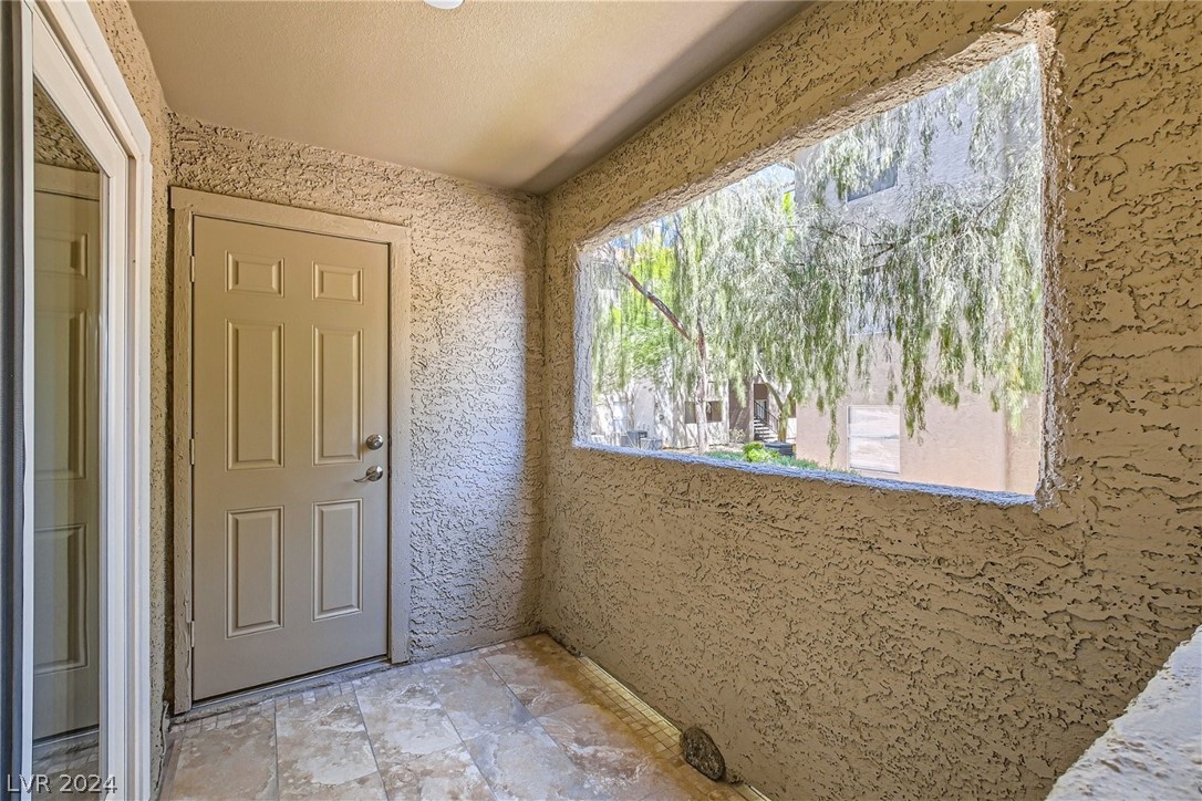4200 South Valley View Boulevard 1072