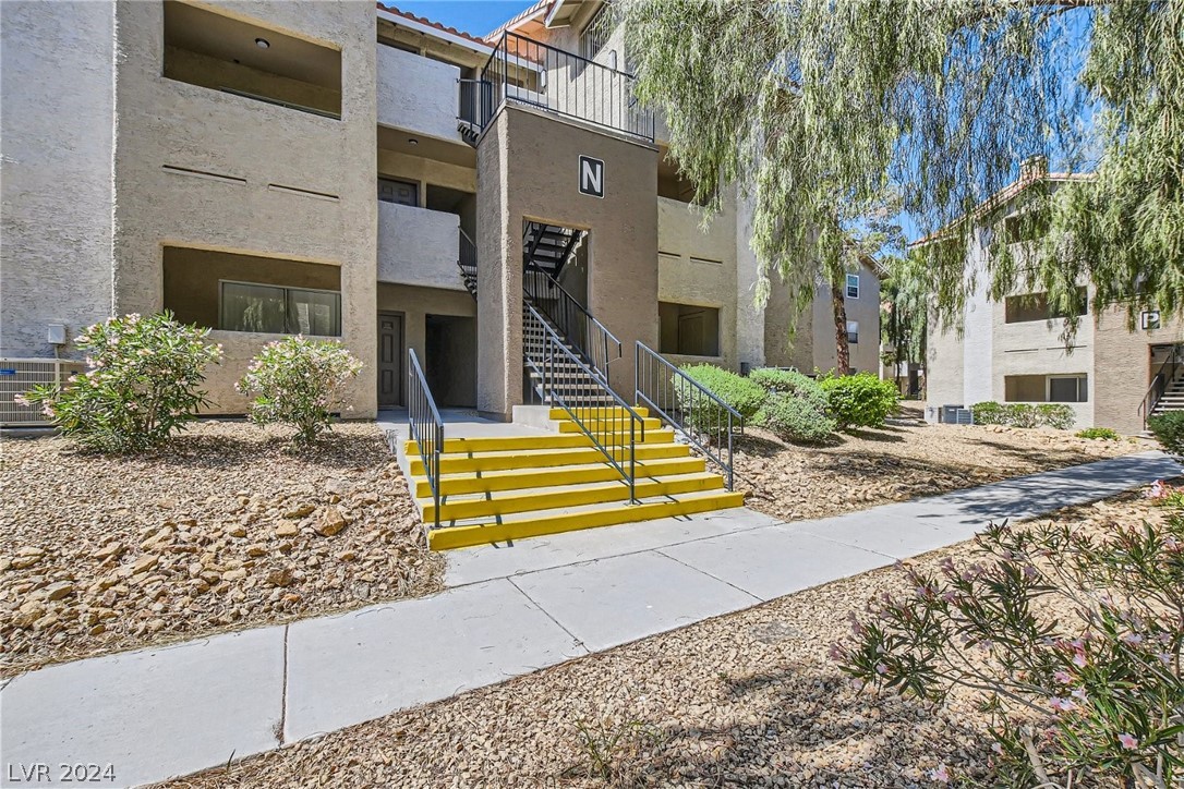 4200 South Valley View Boulevard 1072