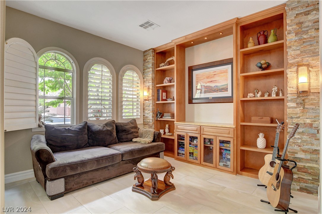 1145 Hideout Way