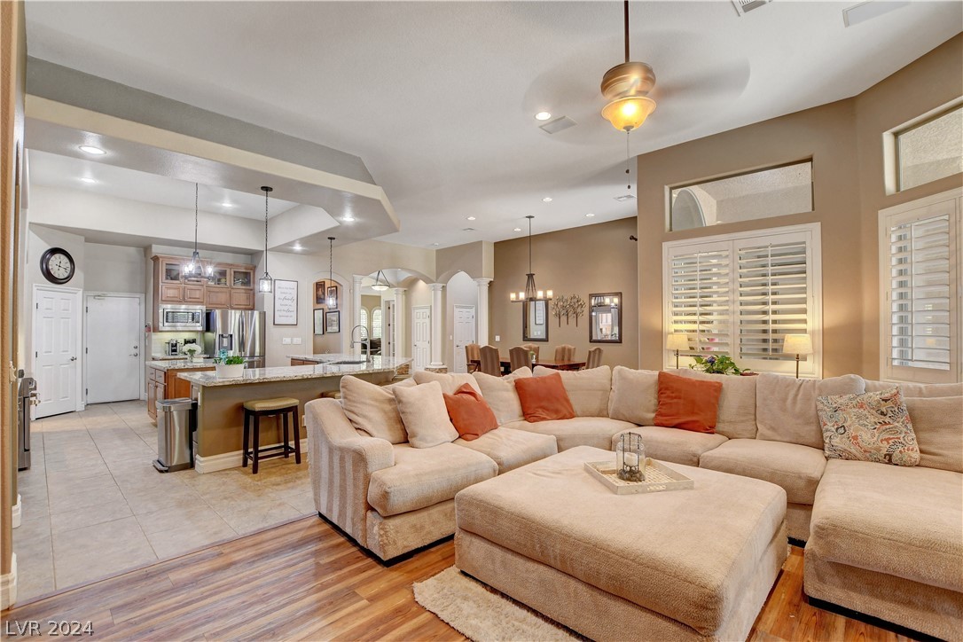 1145 Hideout Way