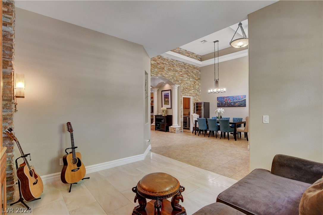 1145 Hideout Way