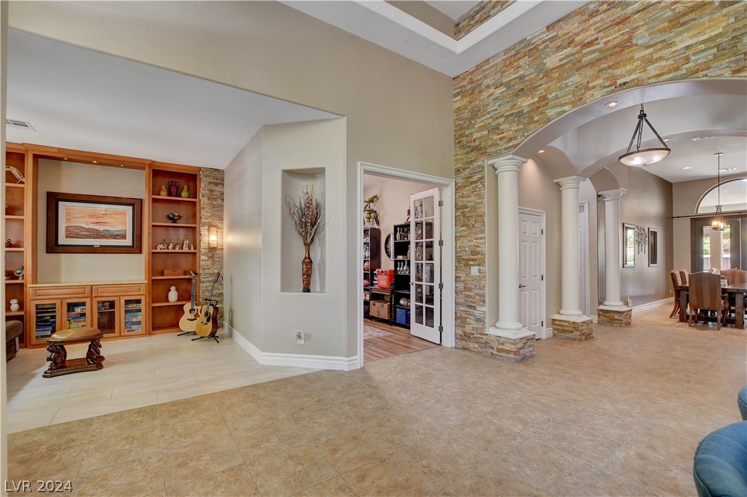 1145 Hideout Way