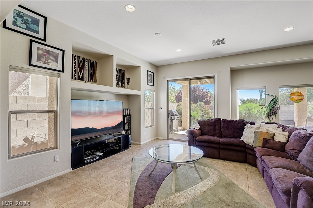 7110 Prairie Flower Street