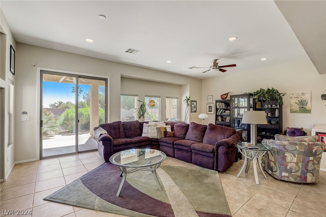 7110 Prairie Flower Street