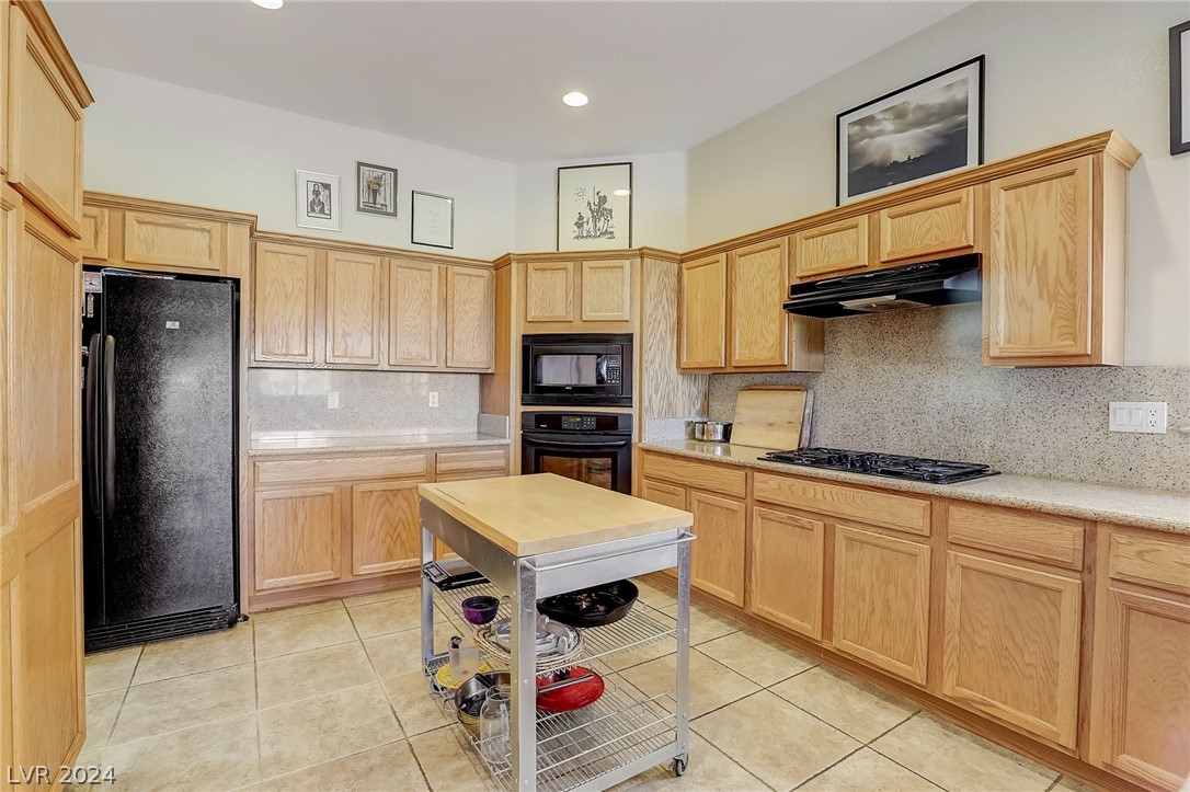 7110 Prairie Flower Street