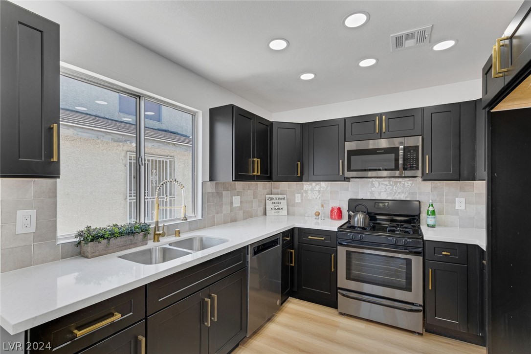 2836 Beaconfalls Way