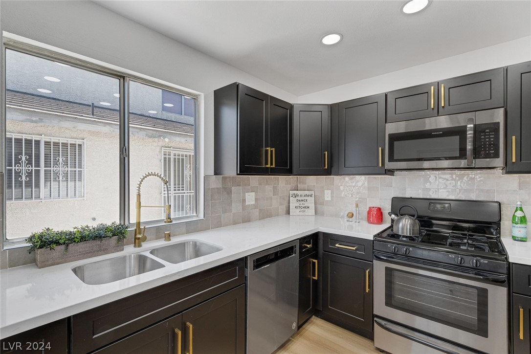 2836 Beaconfalls Way