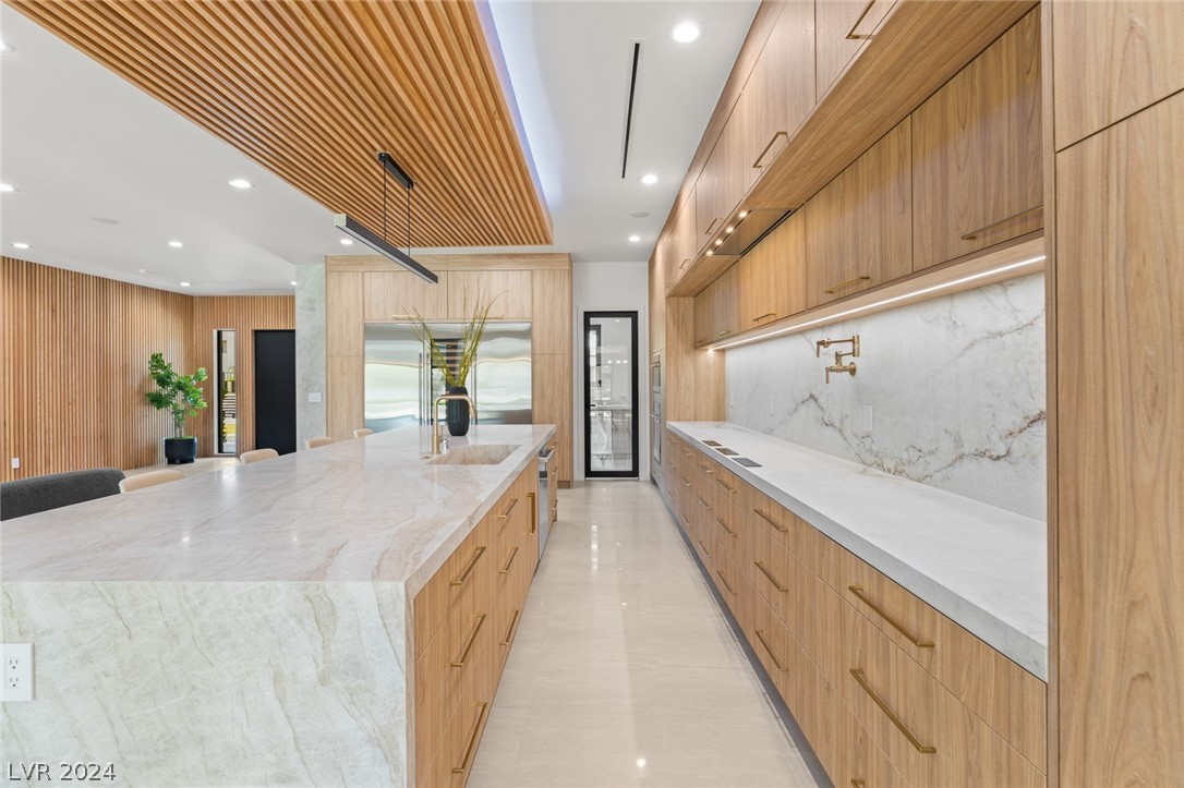 2333 PINTO Lane