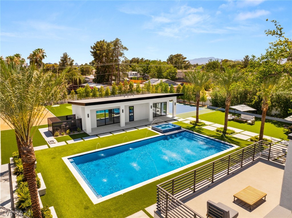 2333 PINTO Lane