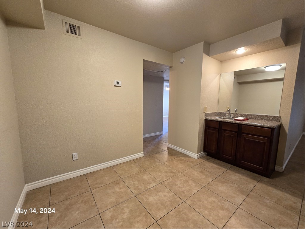 2606 South Durango Drive 136