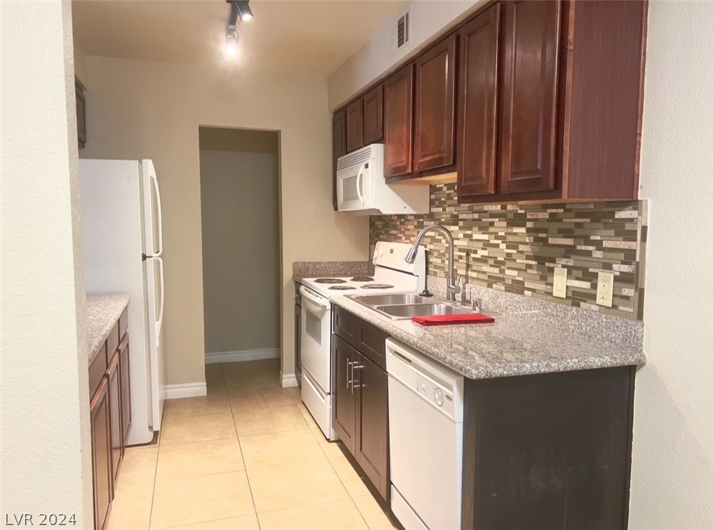 2606 South Durango Drive 136