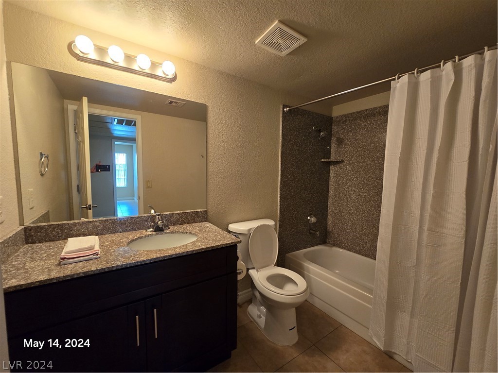 2606 South Durango Drive 136