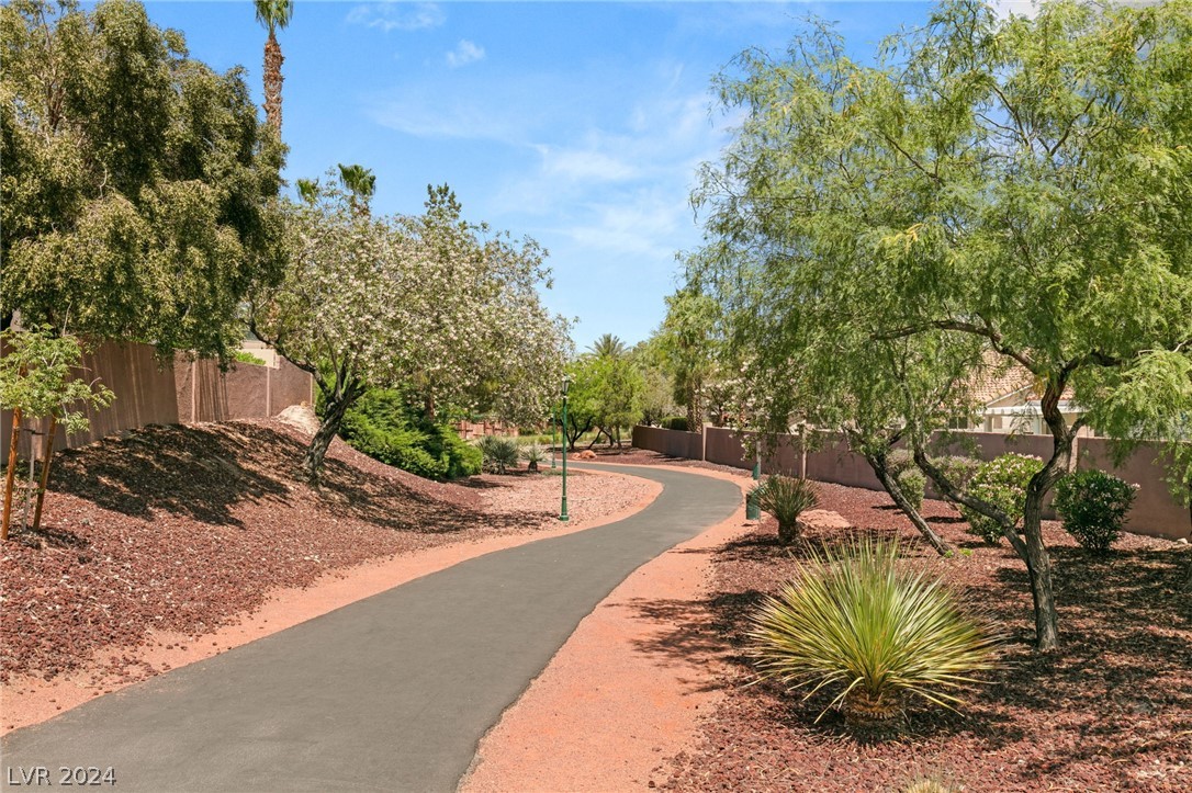 1926 Thunder Ridge Circle