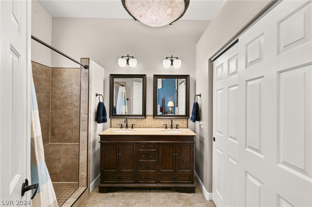 1926 Thunder Ridge Circle