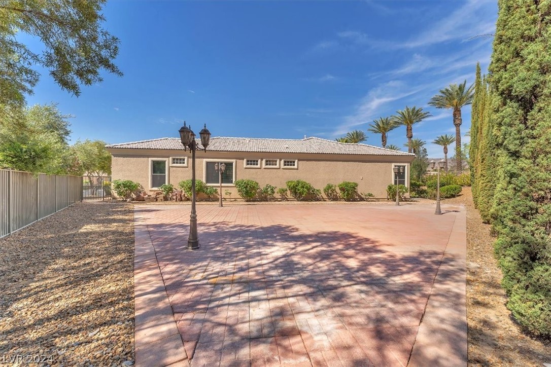 4352 Largo Cantata Street