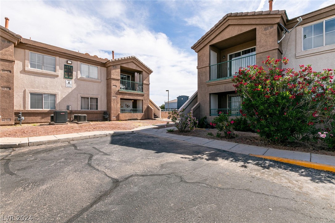 1520 Ben Or Street 201