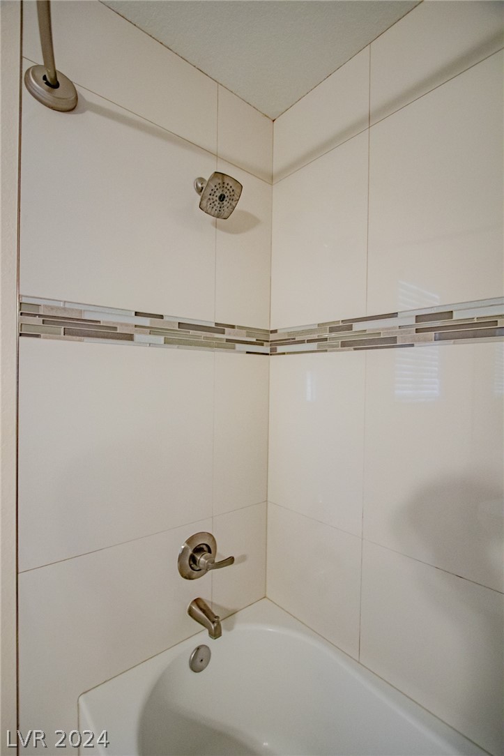 7820 Millhopper Avenue