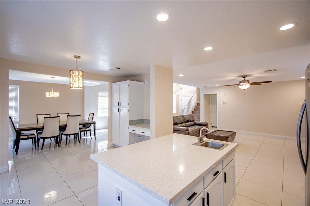 7820 Millhopper Avenue