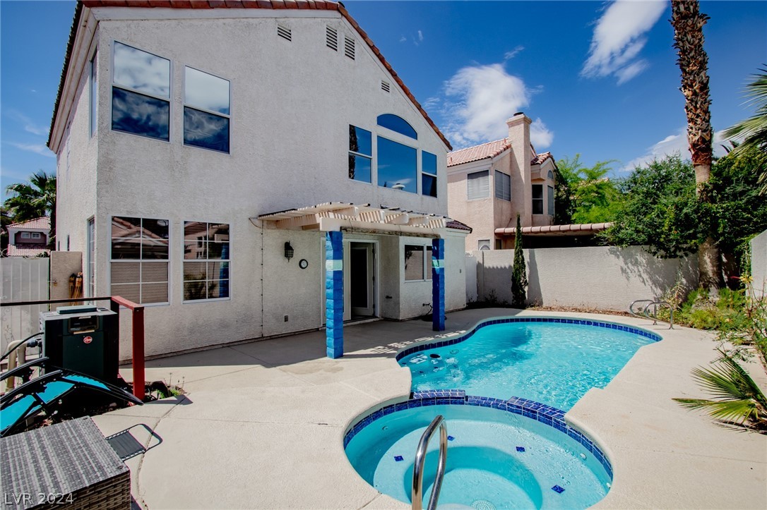 7820 Millhopper Avenue