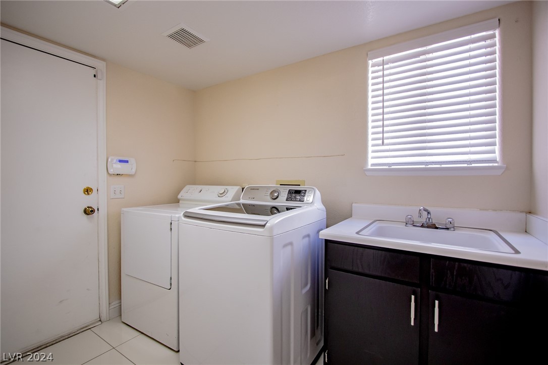 7820 Millhopper Avenue