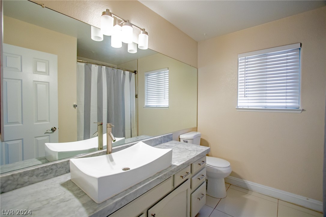 7820 Millhopper Avenue