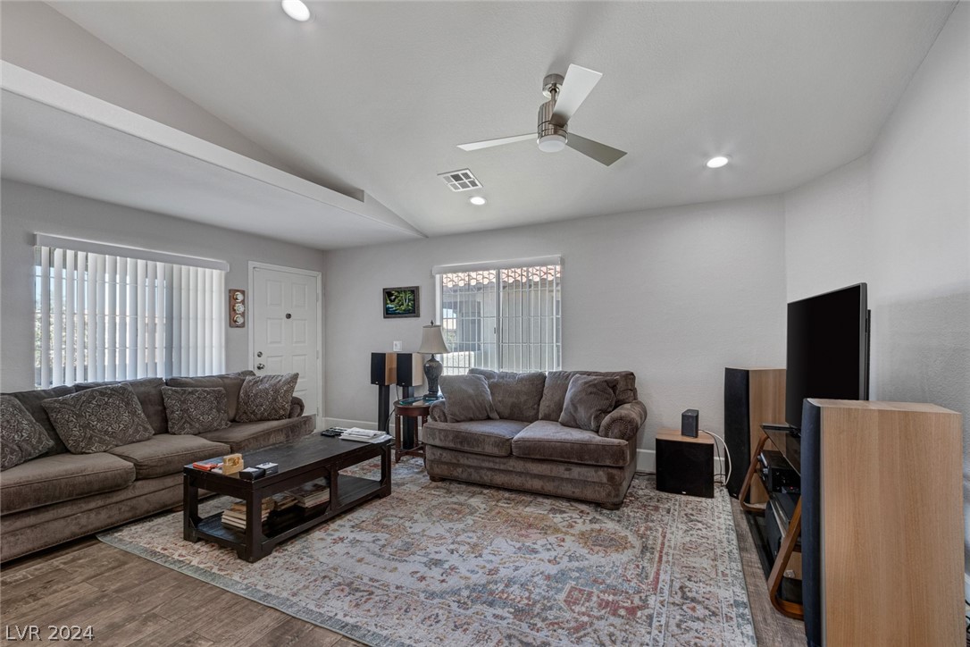 6840 Elm Creek Drive 204