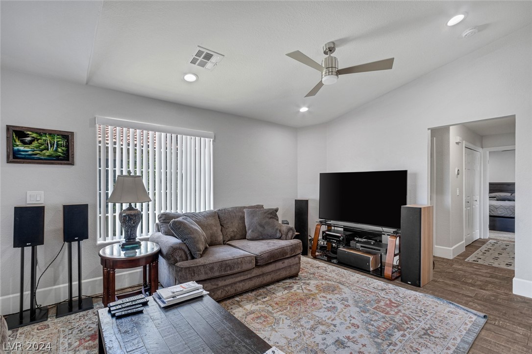 6840 Elm Creek Drive 204