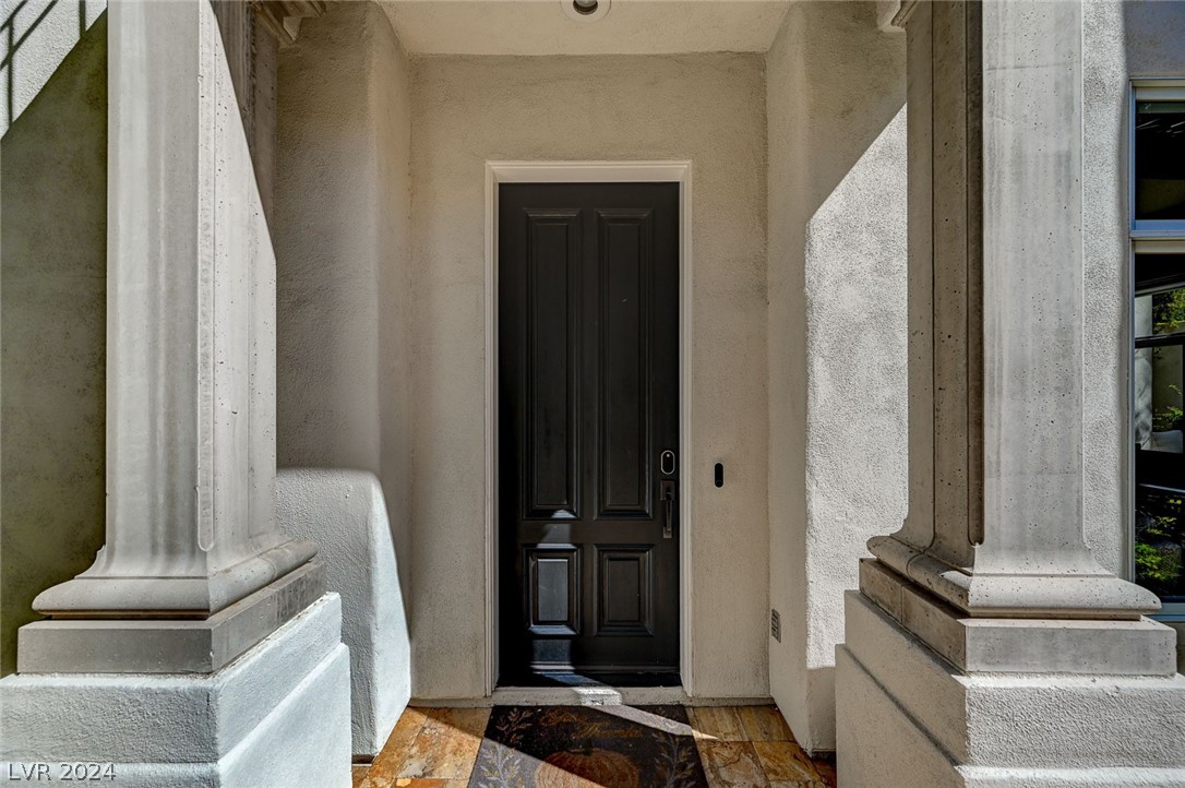 9005 Robinson Ridge Drive