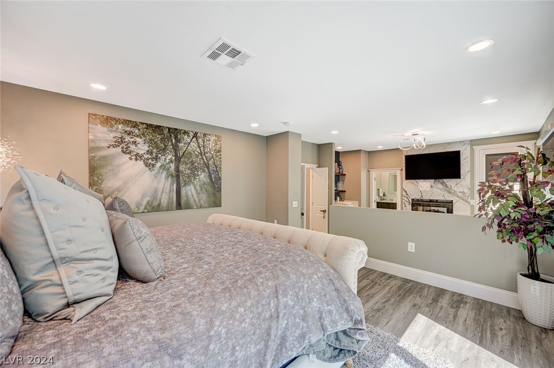 9005 Robinson Ridge Drive