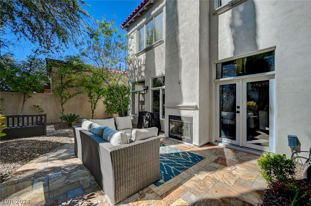 9005 Robinson Ridge Drive