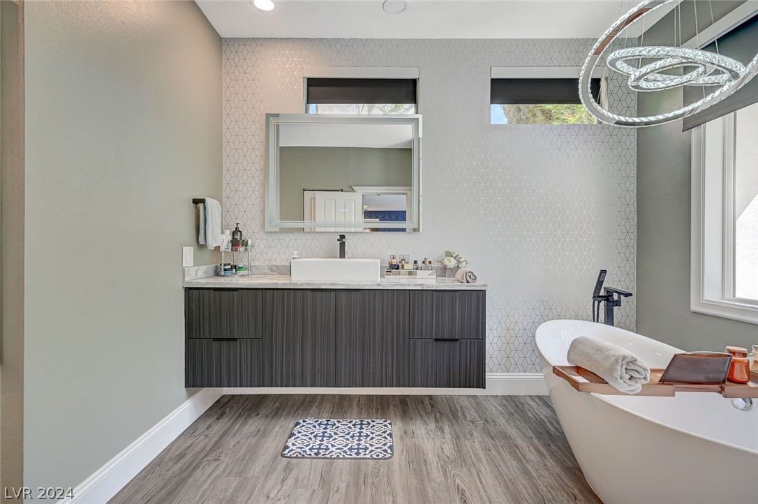 9005 Robinson Ridge Drive