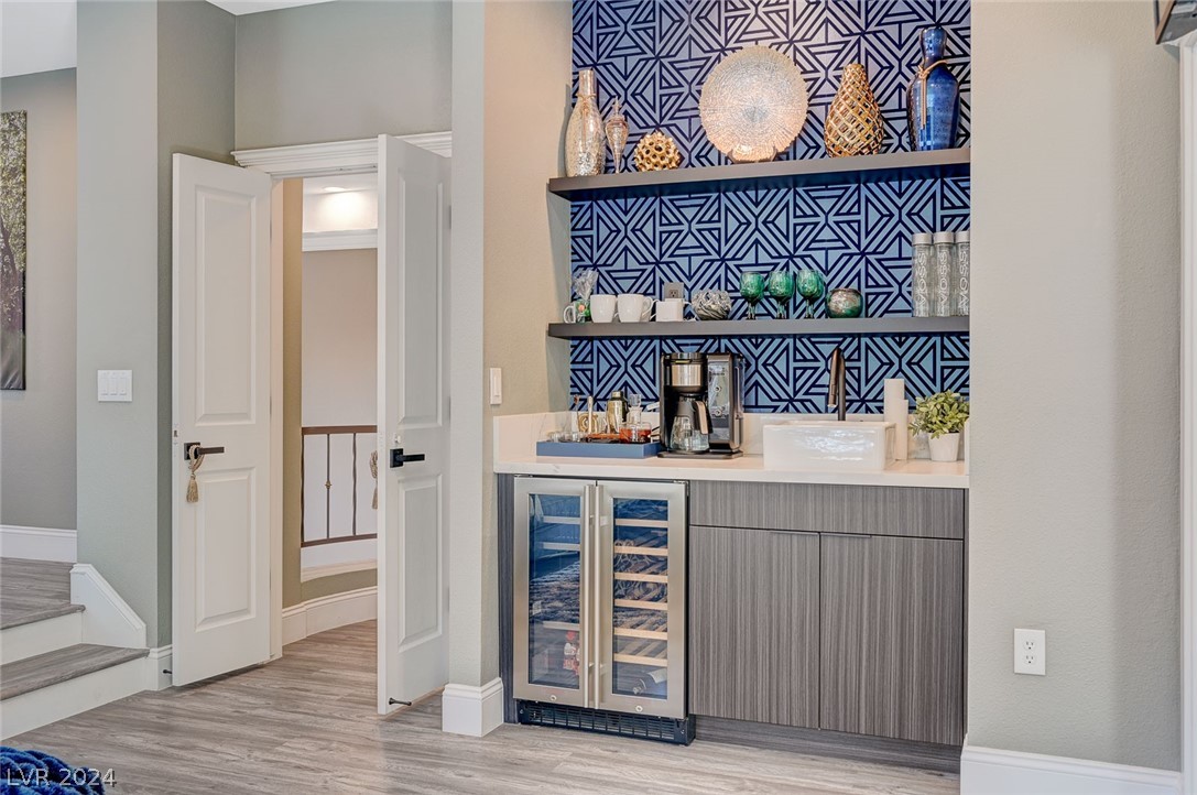 9005 Robinson Ridge Drive