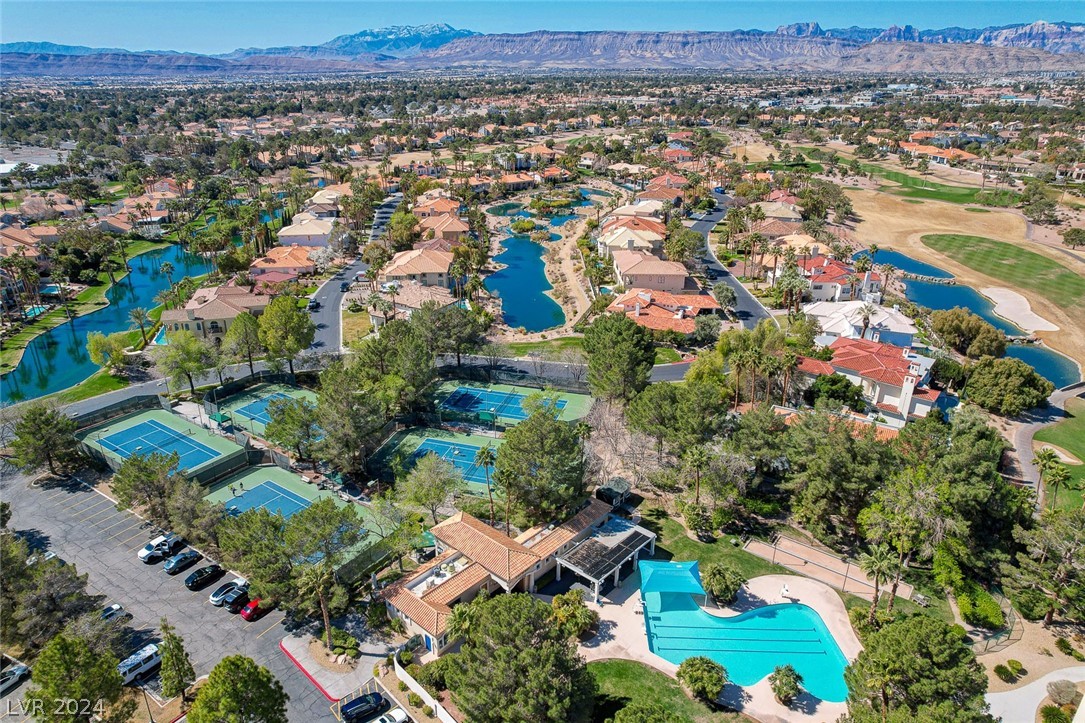 9005 Robinson Ridge Drive