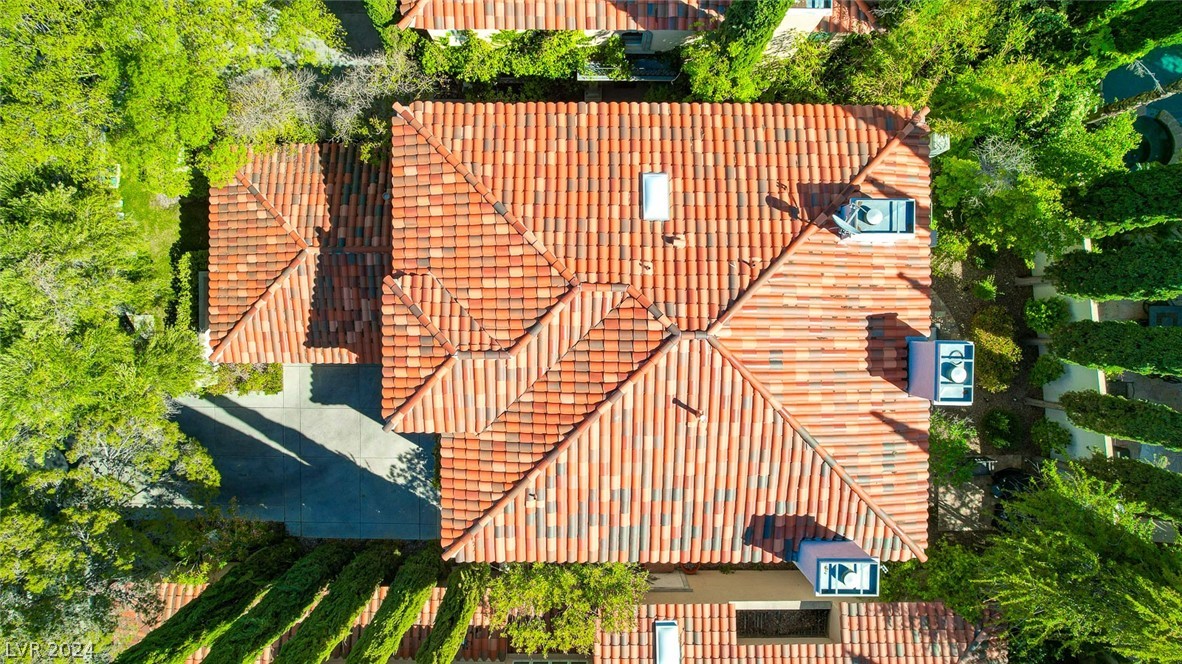 9005 Robinson Ridge Drive