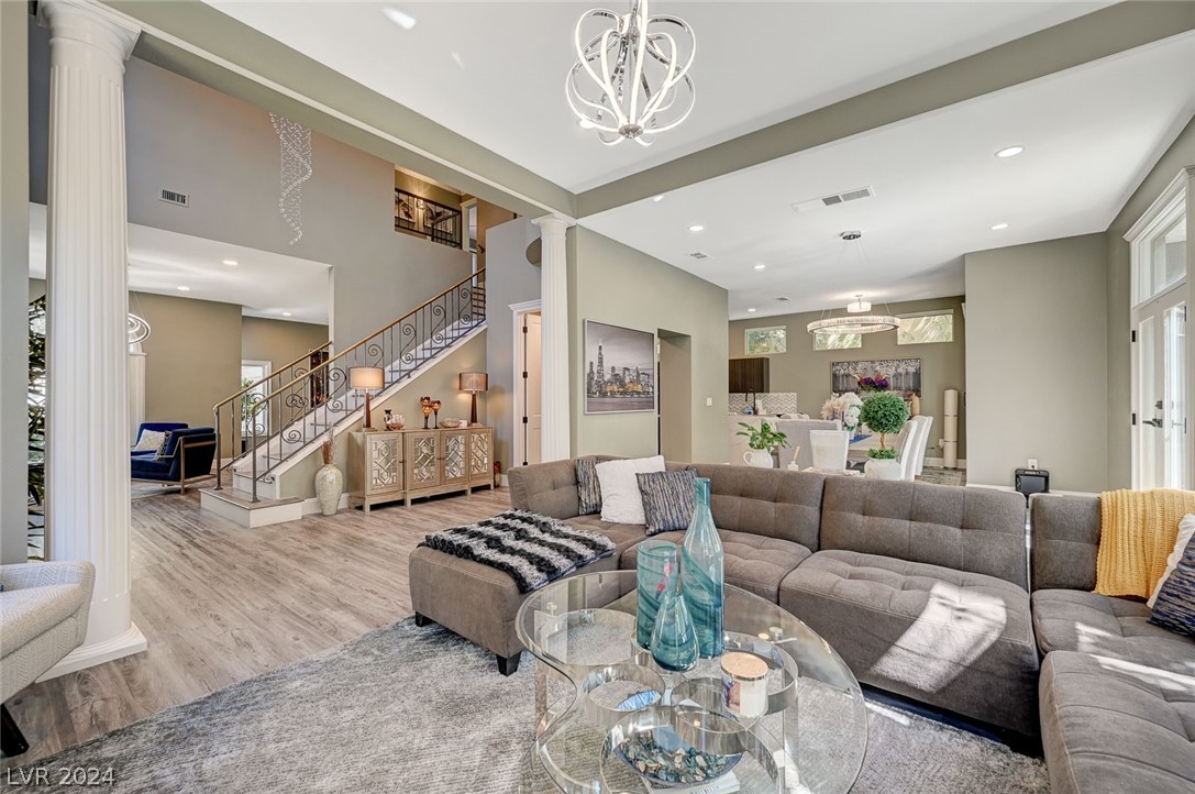 9005 Robinson Ridge Drive