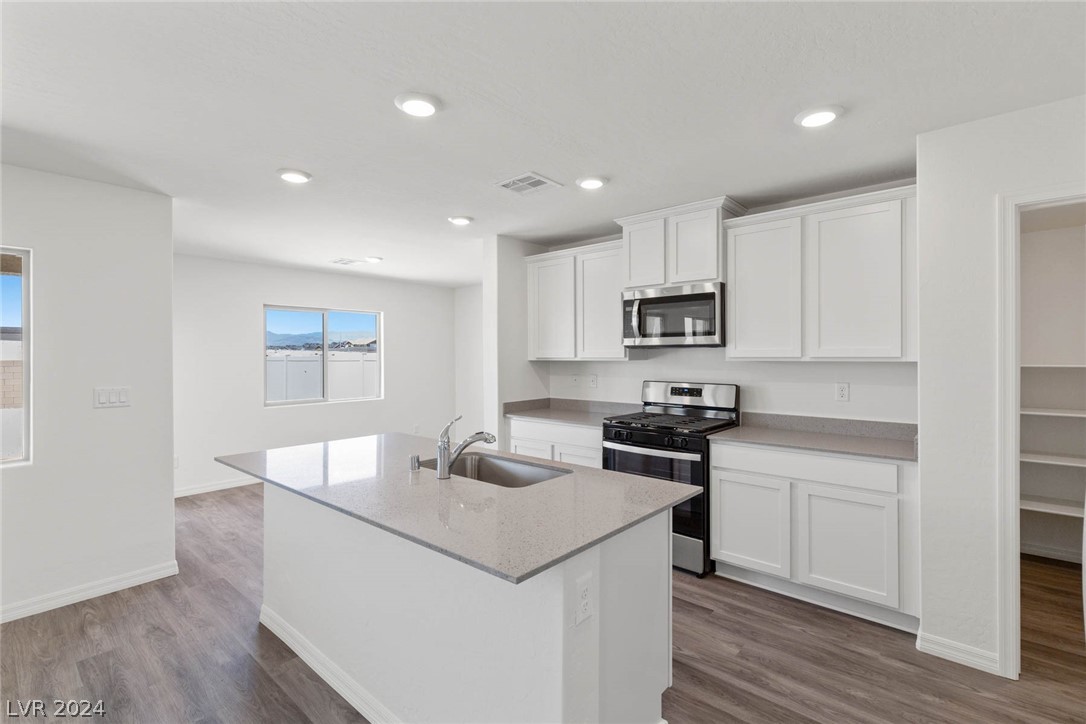 2767 Predator Place