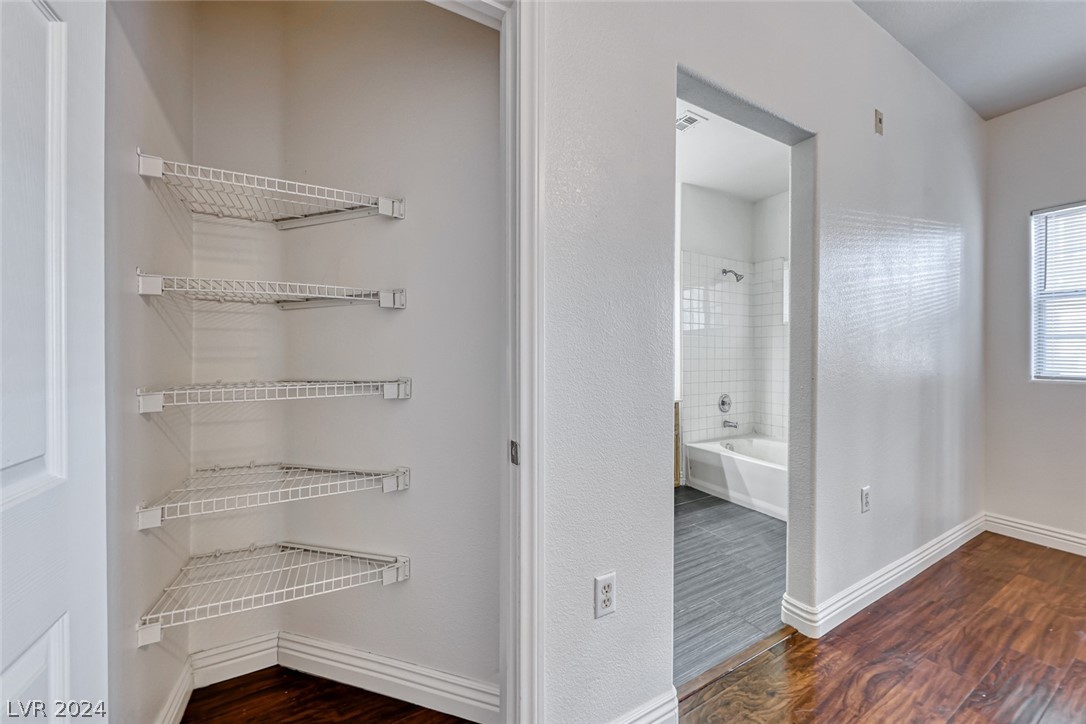 1823 Cutlass Drive 1823