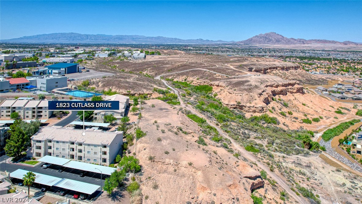 1823 Cutlass Drive 1823