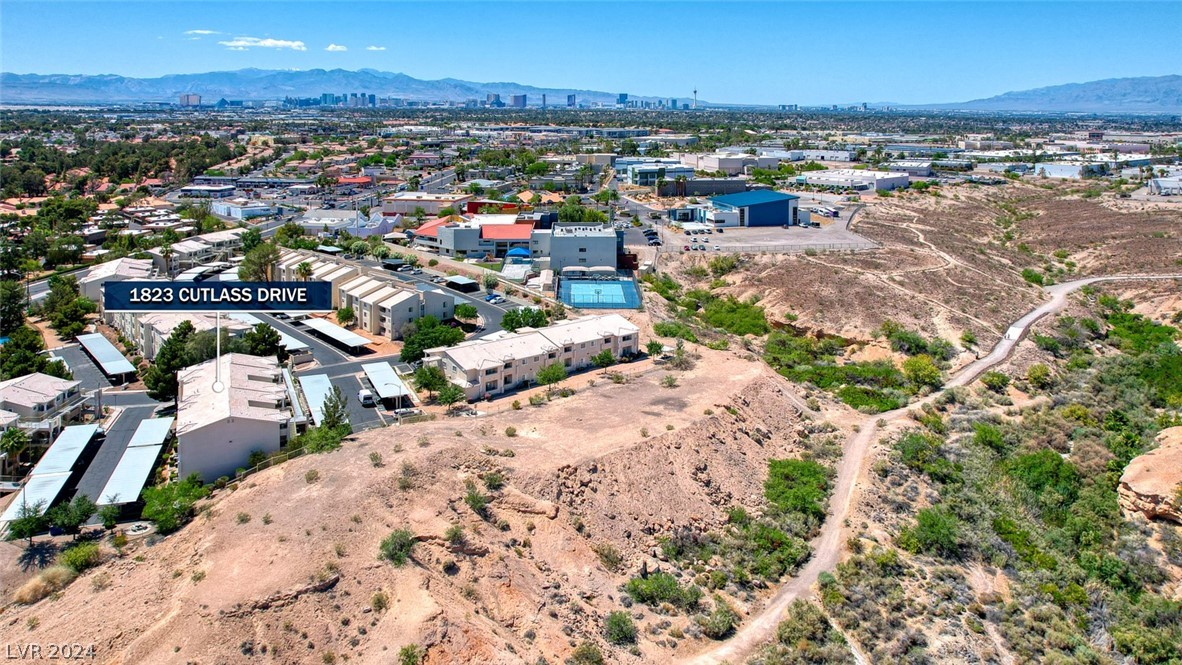 1823 Cutlass Drive 1823