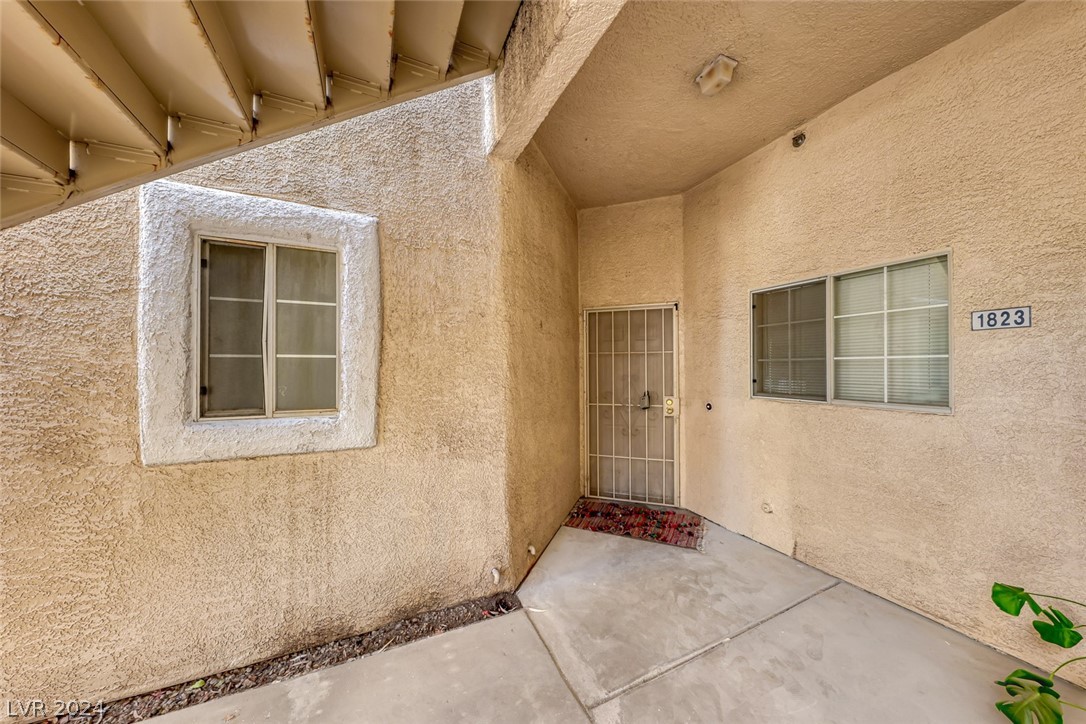 1823 Cutlass Drive 1823