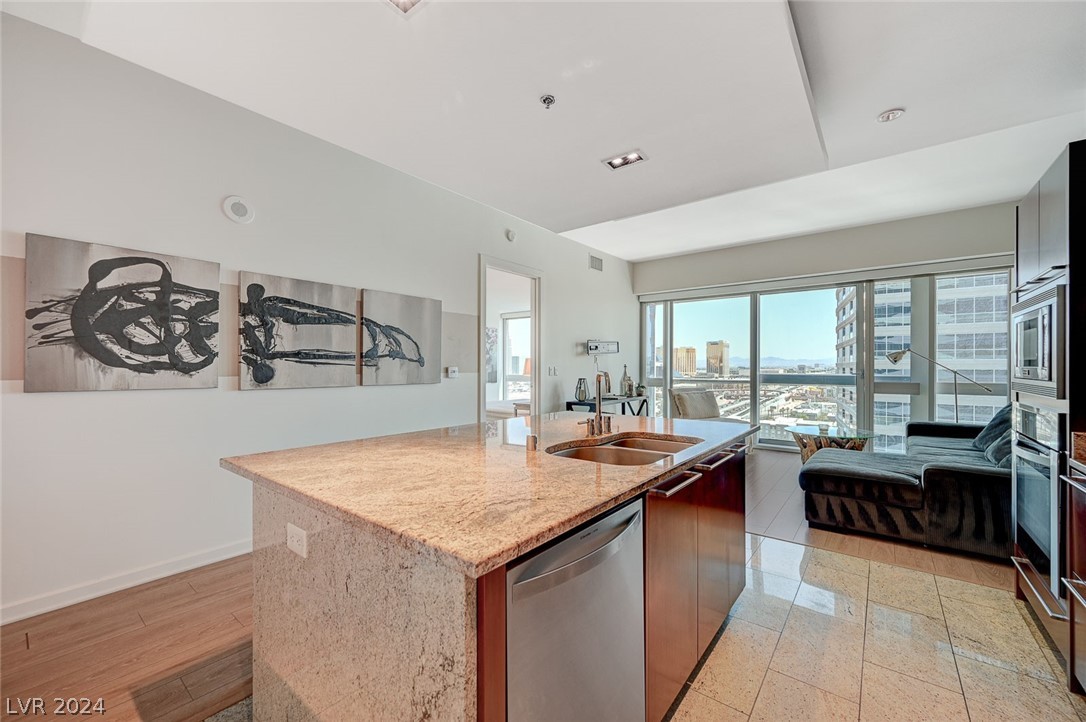 4471 Dean Martin Drive 2105