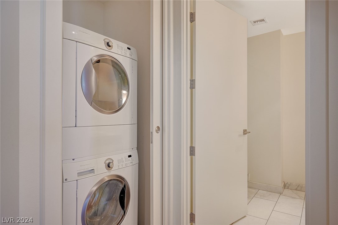 4471 Dean Martin Drive 2105