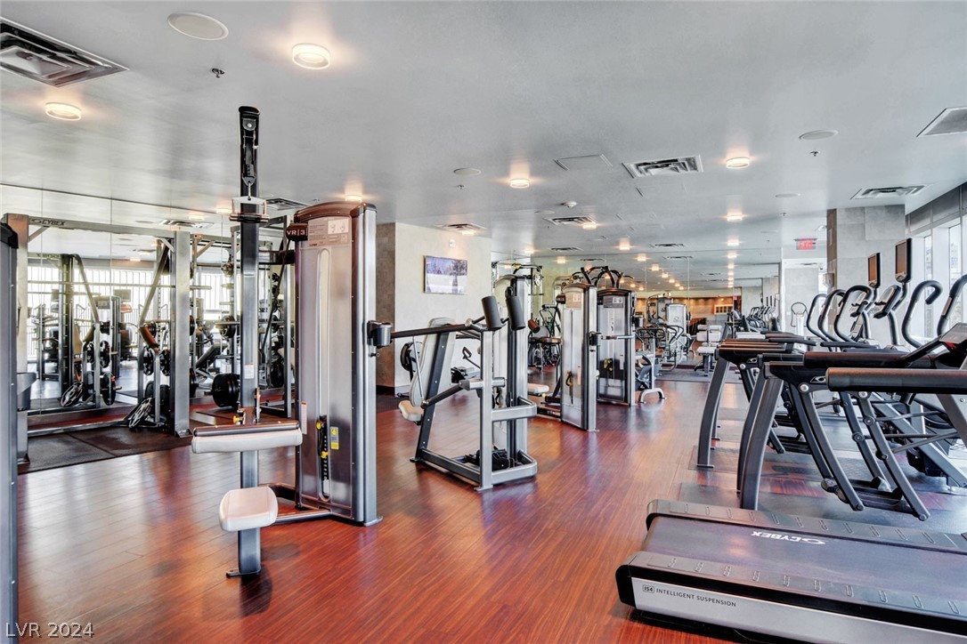 4471 Dean Martin Drive 2105