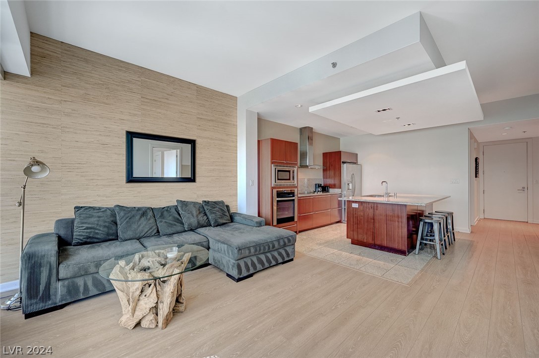 4471 Dean Martin Drive 2105