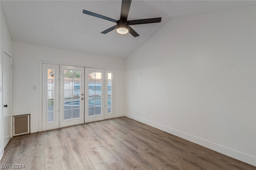 5264 Annie Oakley Drive