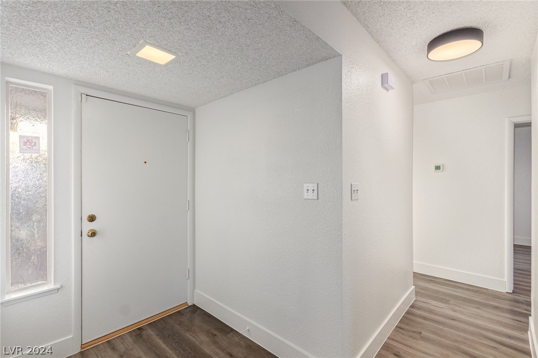 5264 Annie Oakley Drive